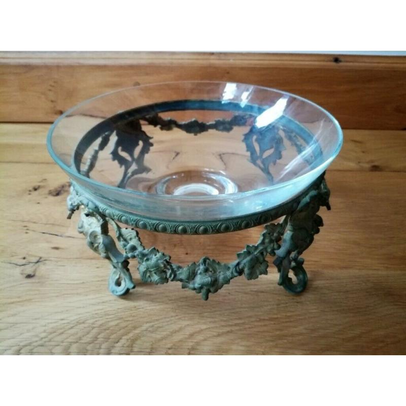 VINTAGE French Pattern Cast Metal Stand Green Gold Ornate Decorative Embossed Design & Glass Bowl
