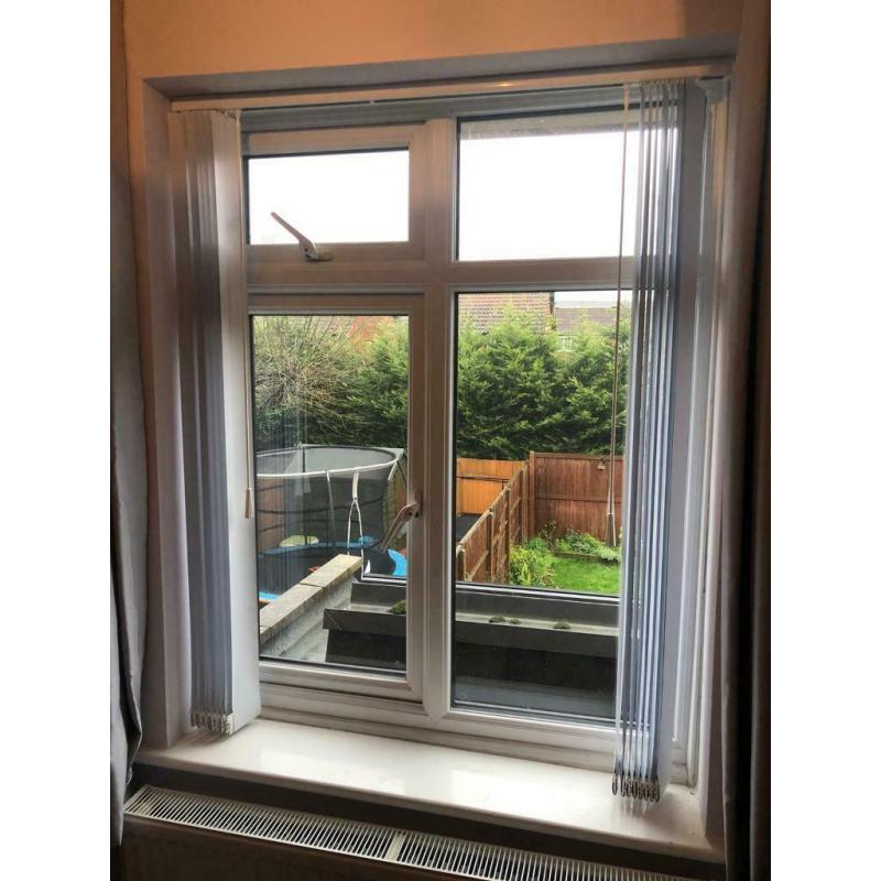 4 vertical white blinds - various sizes