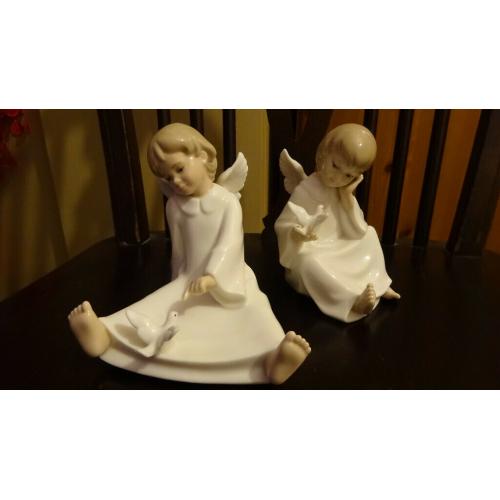 Angels and Doves by The Leonardo Collection