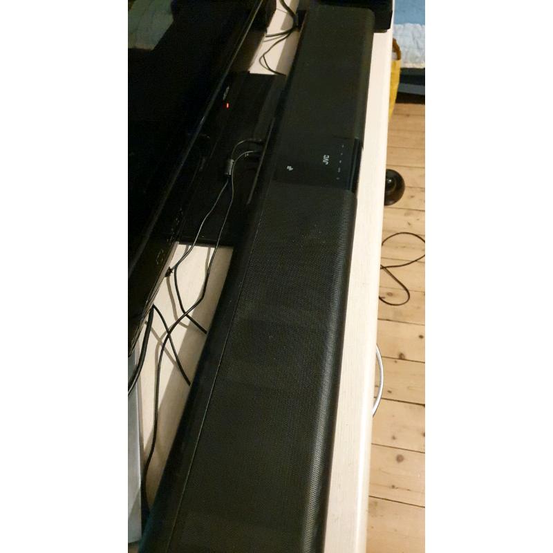 JVC Soundbar with Remote control