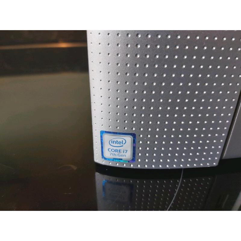 HP i7 7th gen computer 8gb ddr4 ram windows 10