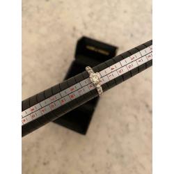 18ct White Gold Diamond Ring