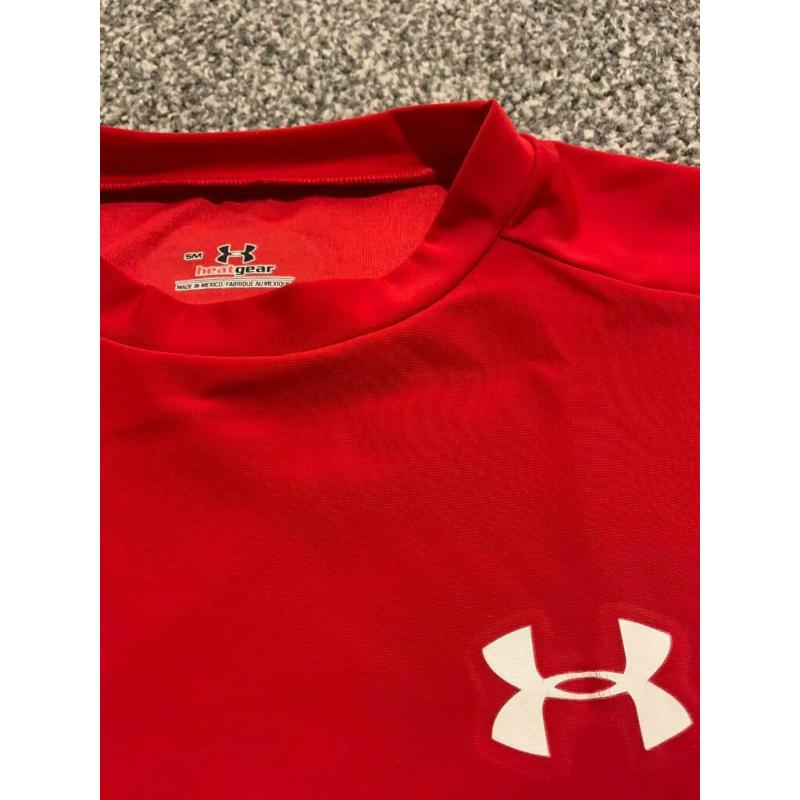 Boy?s Under Armour Long Sleeved Top