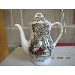 J & C Meakin - English Staffordshire - Coffee Pot. Attractive Christmas Theme Design