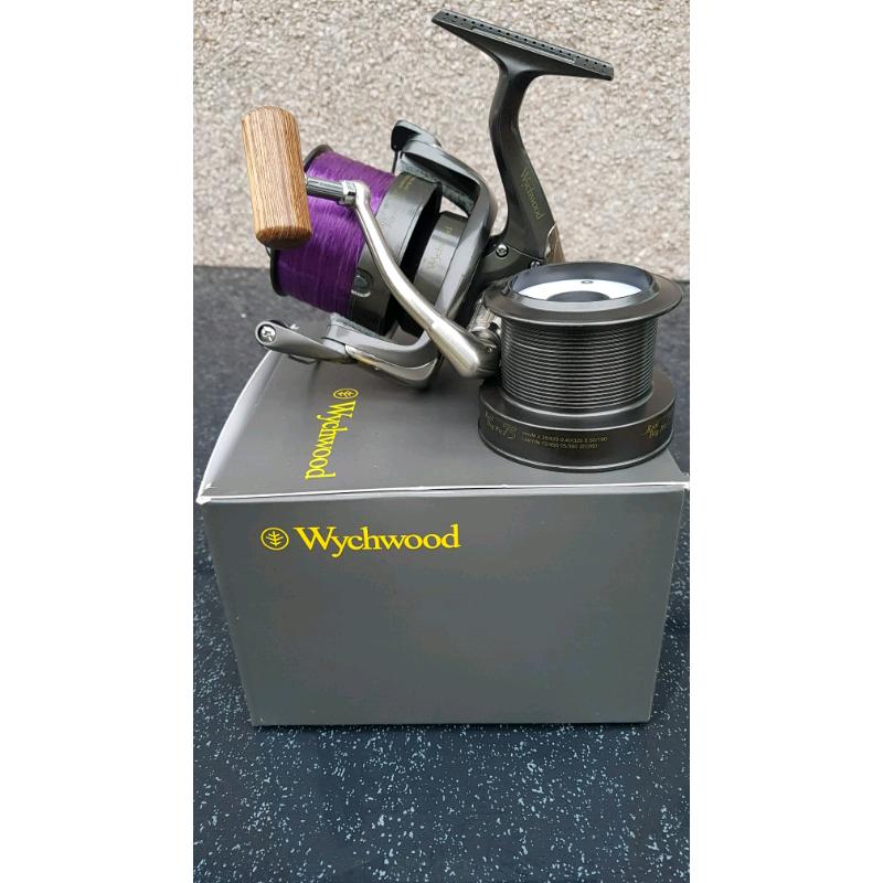 Fishing reel