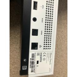 Xbox One S