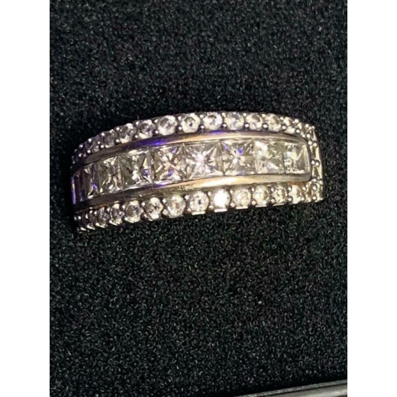 18ct gold diamond ring