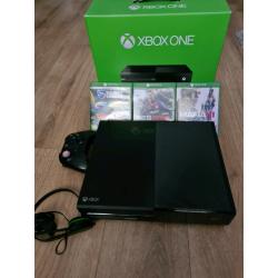 Xbox One 500Gb with Original Box & 3 Games