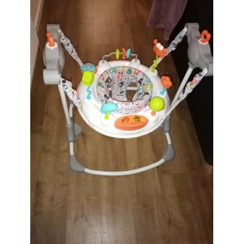 Musical jumperoo