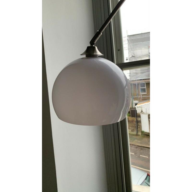Super stylish floor lamp nearly new