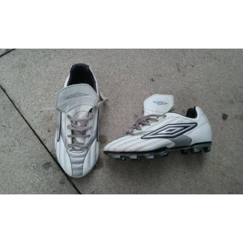 football boots size 12 (kids)
