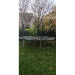 Trampoline: Plum Magnitude 14ft GIVING AWAY