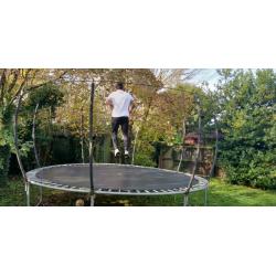 Trampoline: Plum Magnitude 14ft GIVING AWAY