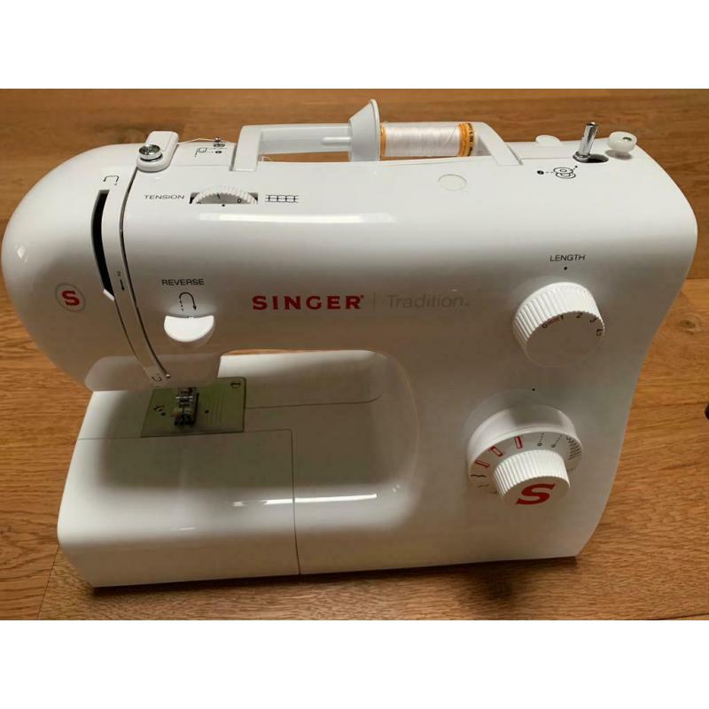 Singer tradition sewing machine. Used. Good condition