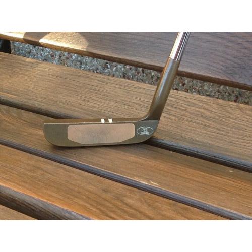 Bobby Grace ( Softie putter) by Cobra