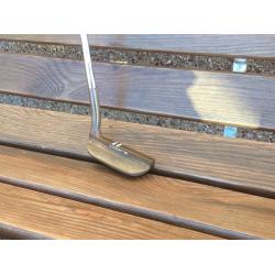 Bobby Grace ( Softie putter) by Cobra