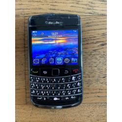BlackBerry Bold 9700 - Black (O2) Smart phone