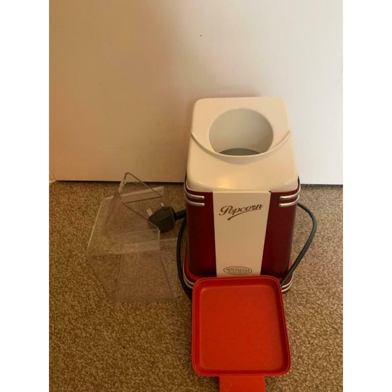 Popcorn maker