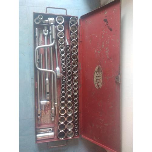 BRITOOL 145B VINTAGE SOCKET SET