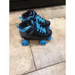Roller skates size 3