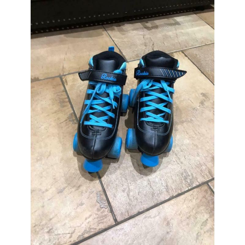Roller skates size 3