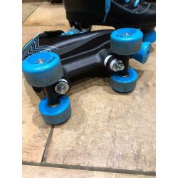Roller skates size 3