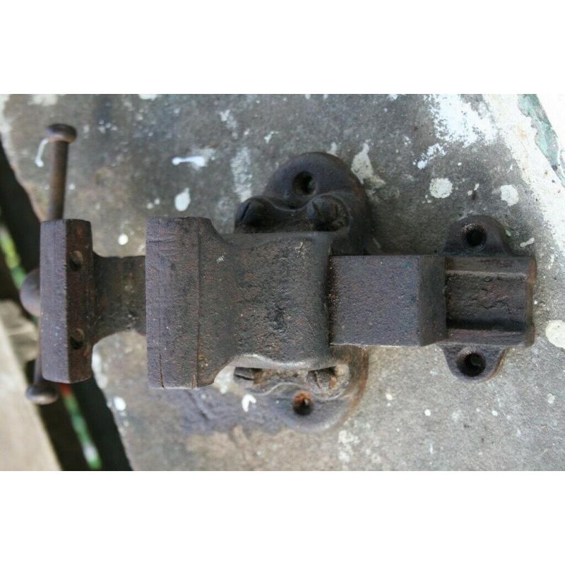 vintage bench vice