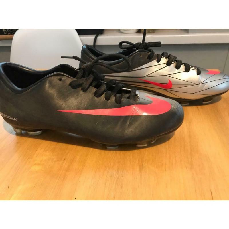 Boys Football Boots