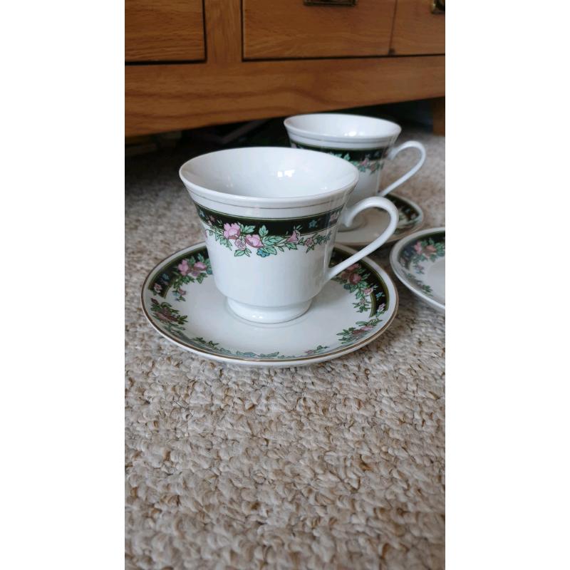 Tea or coffee cup set