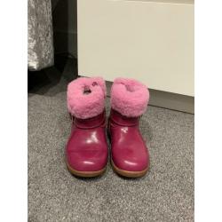 Child?s UGG boots
