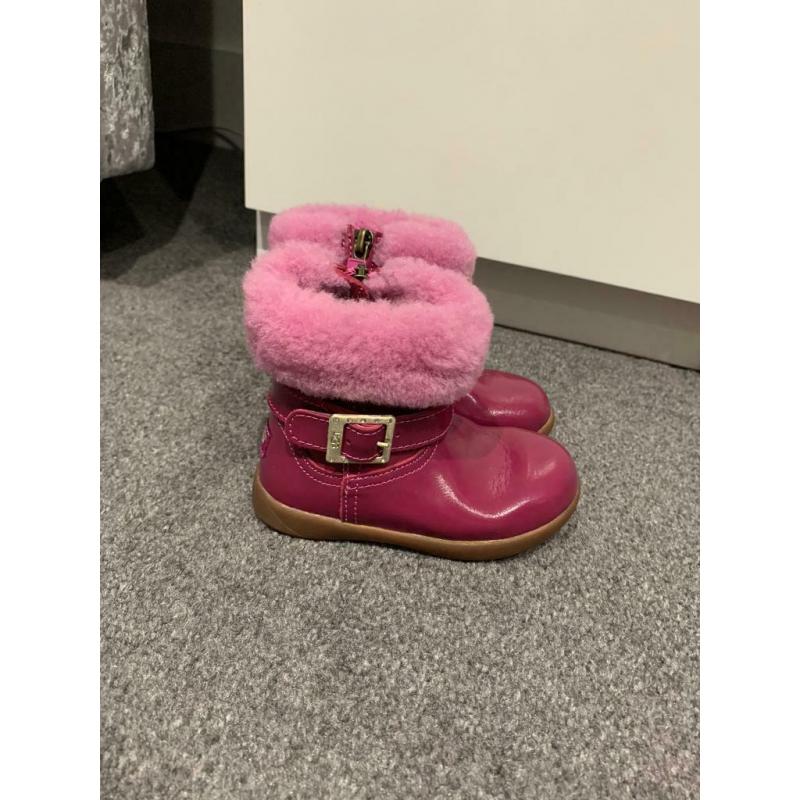 Child?s UGG boots