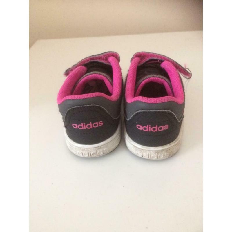 Size Junior 7 Adidas Trainers
