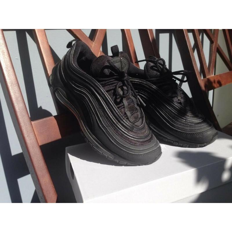 Nike Junior Air Max 97 Trainers Black Size 4.5 UK