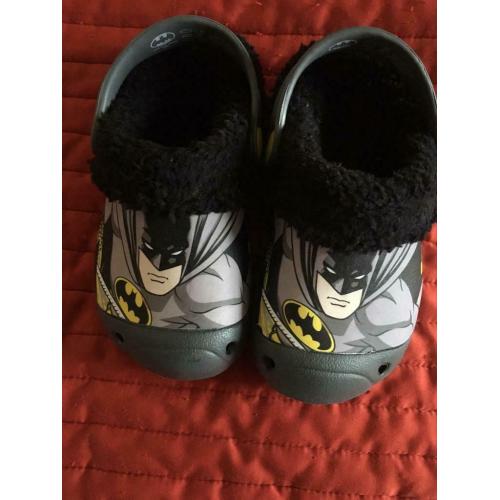 Size 8 new toddlers slippers