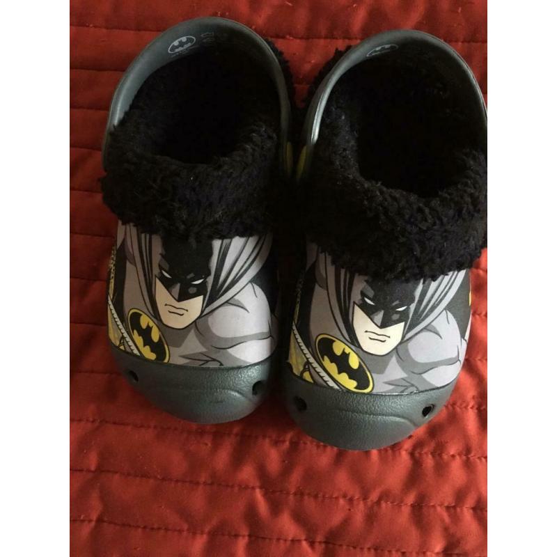 Size 8 new toddlers slippers
