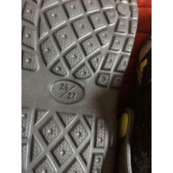 Size 8 new toddlers slippers