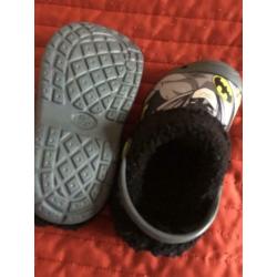 Size 8 new toddlers slippers